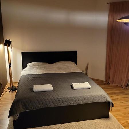 Апартаменты Apartament Elisse Клуж-Напока Экстерьер фото
